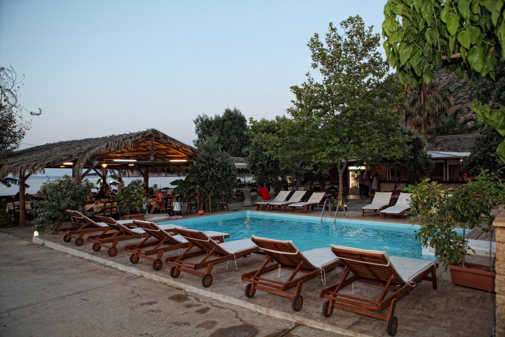 Niriides Beach Hotel Resmo Konforlar fotoğraf