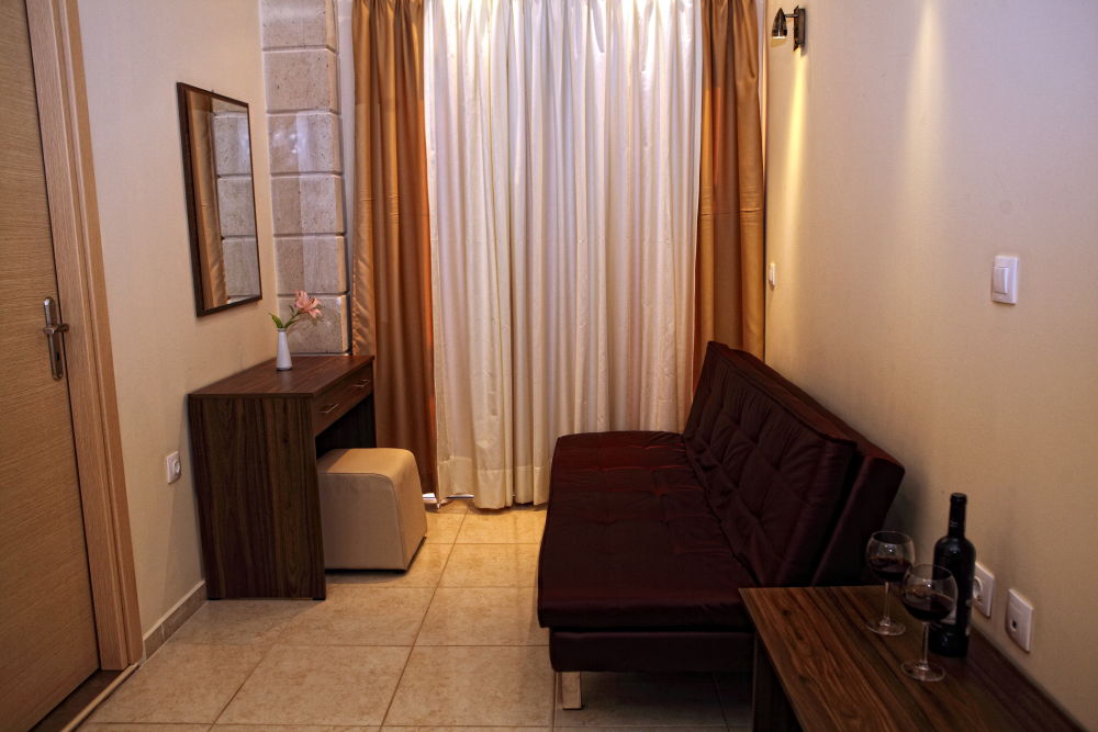 Niriides Beach Hotel Resmo Oda fotoğraf