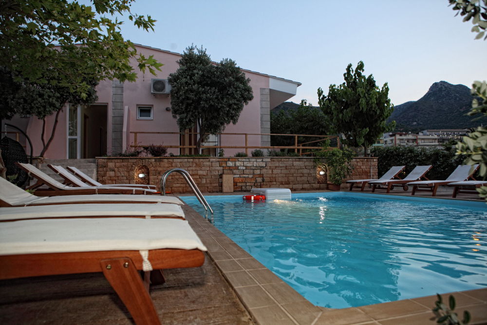 Niriides Beach Hotel Resmo Konforlar fotoğraf
