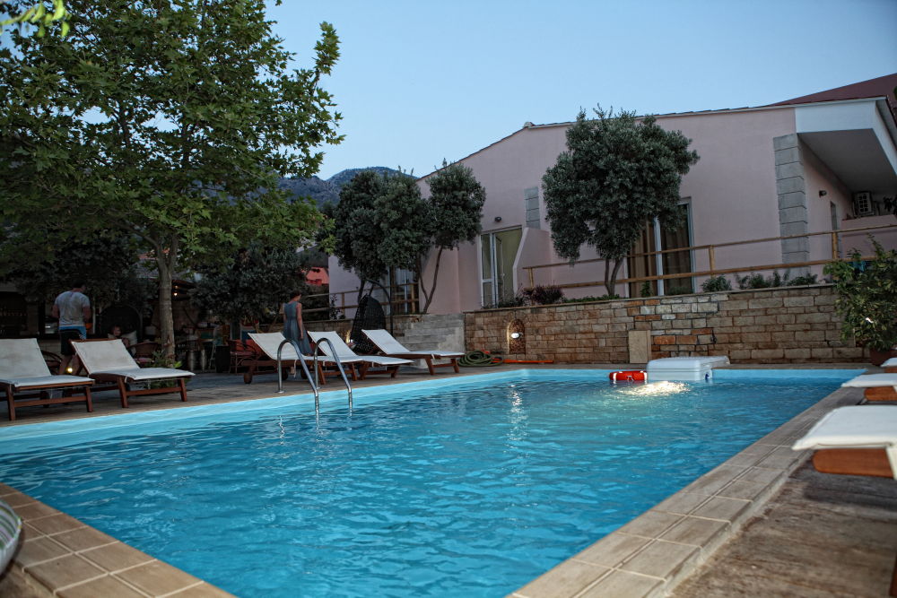 Niriides Beach Hotel Resmo Konforlar fotoğraf
