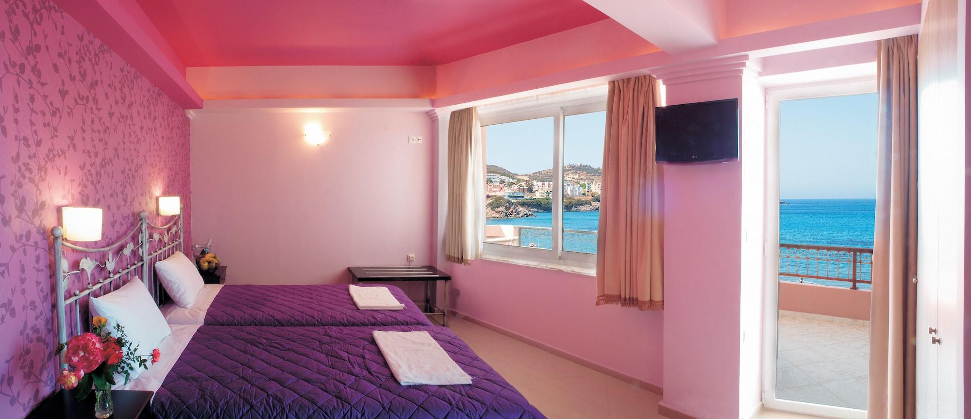 Niriides Beach Hotel Resmo Dış mekan fotoğraf
