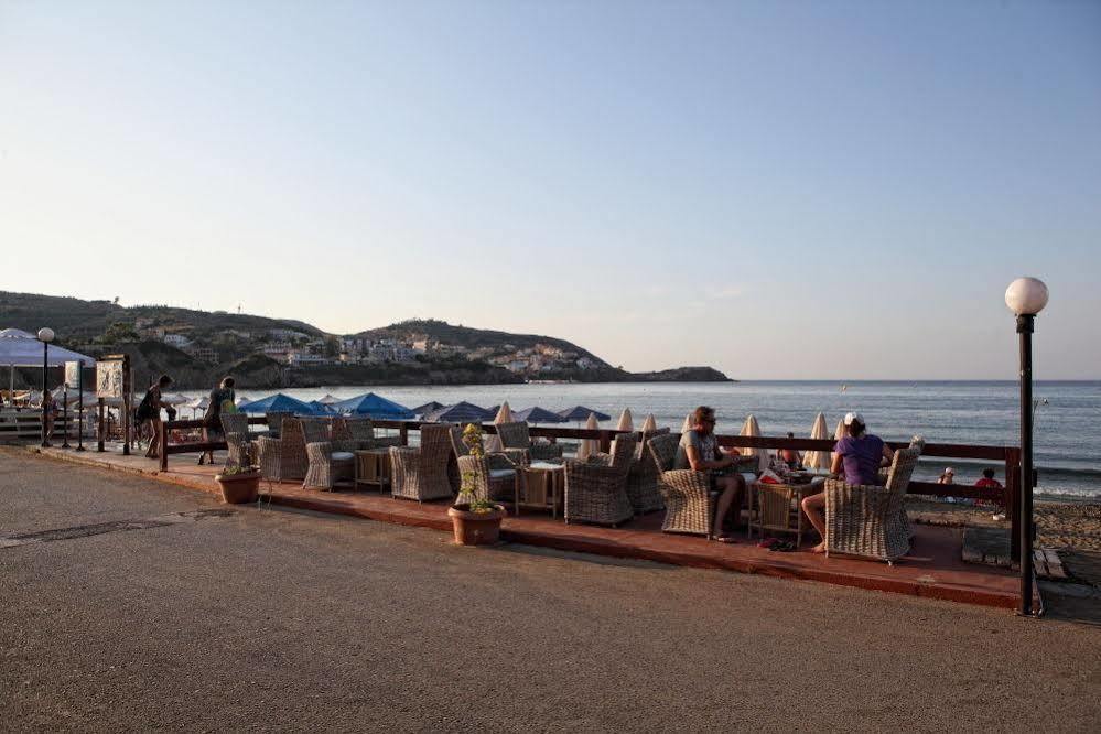 Niriides Beach Hotel Resmo Dış mekan fotoğraf